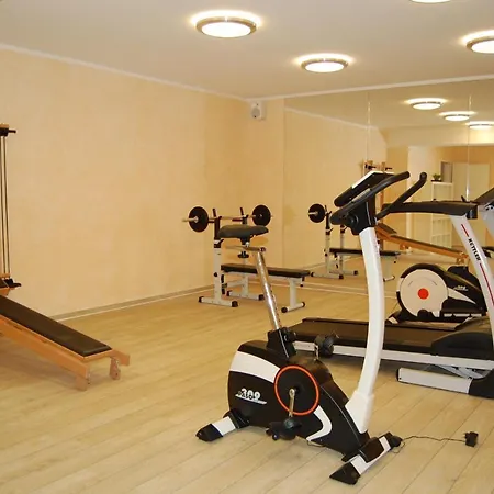 Bernstein Mare Luxor 4 *